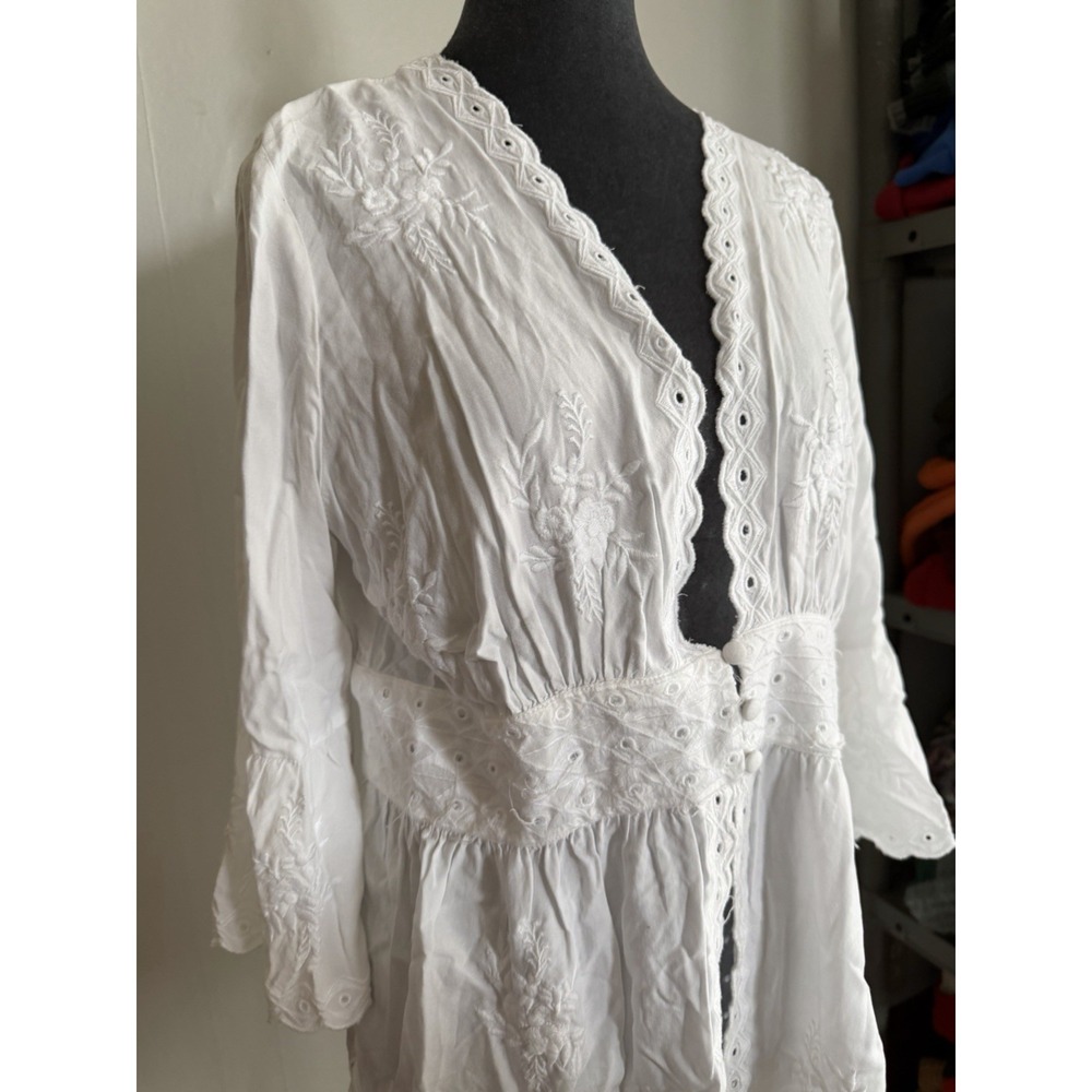 Soft Surroundings Lace Tunic Top Eylet Boho Top M Bell Sleeve Whimsical Fairy M - Picture 5 of 13